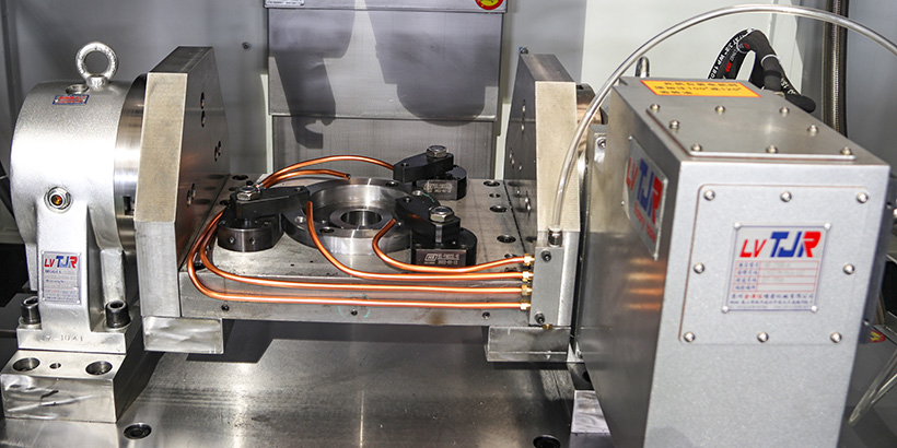  加工中的三軸四軸五軸有什么區(qū)別？